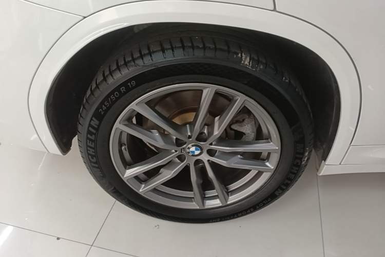 Used BMW X3 2020 xDrive28i M Sport Package Right Rear Wheel Hub