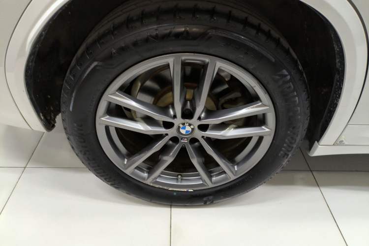 Used BMW X3 2020 xDrive28i M Sport Package Right Rear Wheel Hub