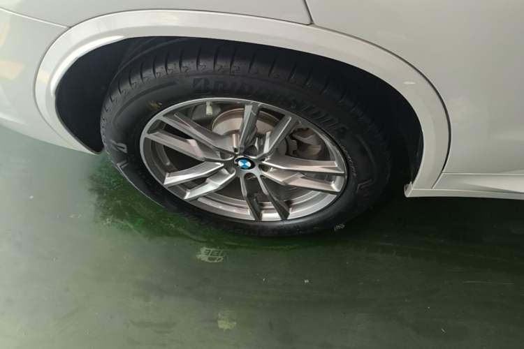 Used BMW X3 2020 xDrive28i M Sport Package Right Rear Wheel Hub