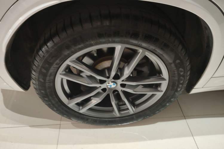 Used BMW X3 2020 xDrive28i M Sport Package Right Rear Wheel Hub