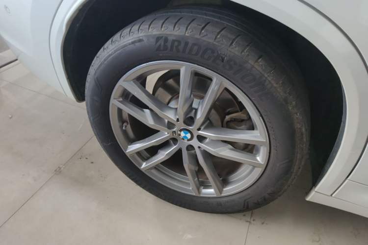 Used BMW X3 2020 xDrive28i M Sport Package Right Rear Wheel Hub