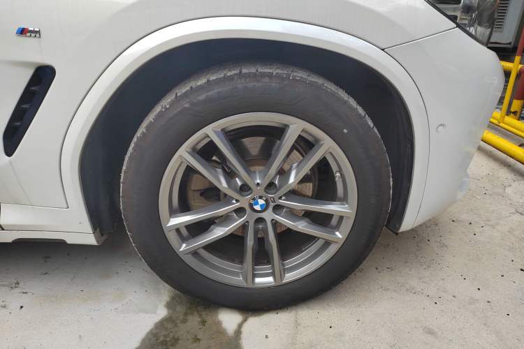 Used BMW X3 2020 xDrive28i M Sport Package Right Rear Wheel Hub
