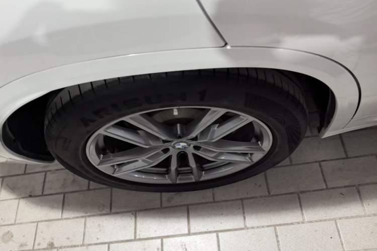 Used BMW X3 2020 xDrive28i M Sport Package Right Rear Wheel Hub
