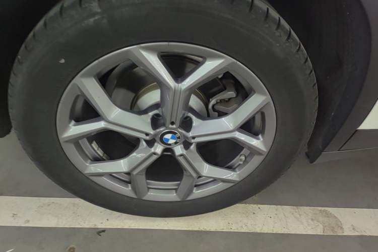 Used BMW X3 2020 xDrive28i Luxury Package Right Rear Wheel Hub