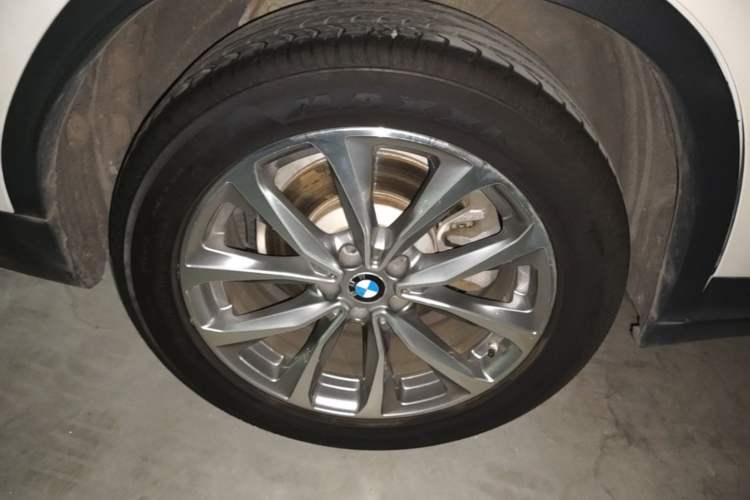 Used BMW X3 2020 xDrive25i Luxury Package Right Rear Wheel Hub
