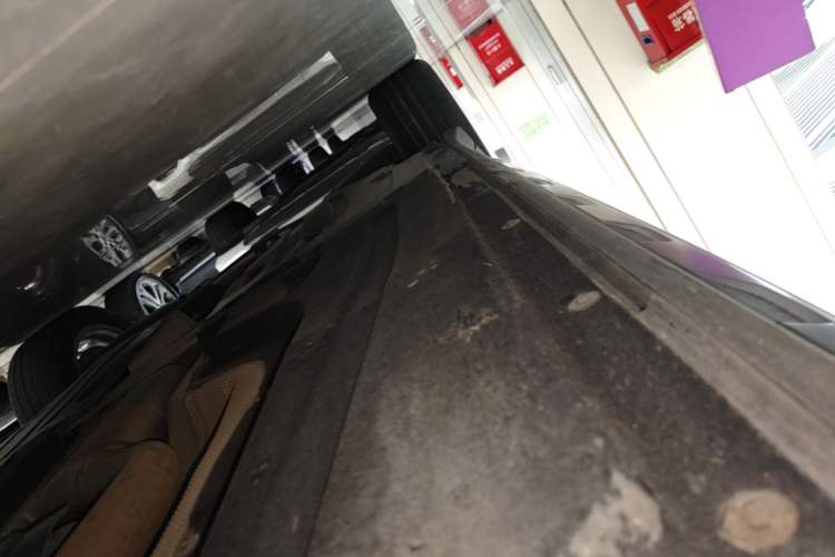 Used BMW X3 2020 xDrive25i Luxury Package Right Side Sill
