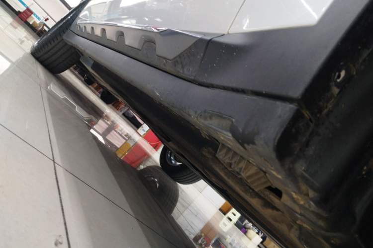Used BMW X3 2020 xDrive28i Luxury Package Right Side Sill