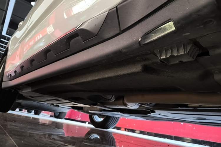 Used BMW X3 2020 xDrive28i Luxury Package Right Side Sill