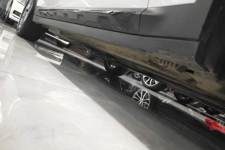 Used BMW X3 2020 xDrive28i Luxury Package Right Side Sill