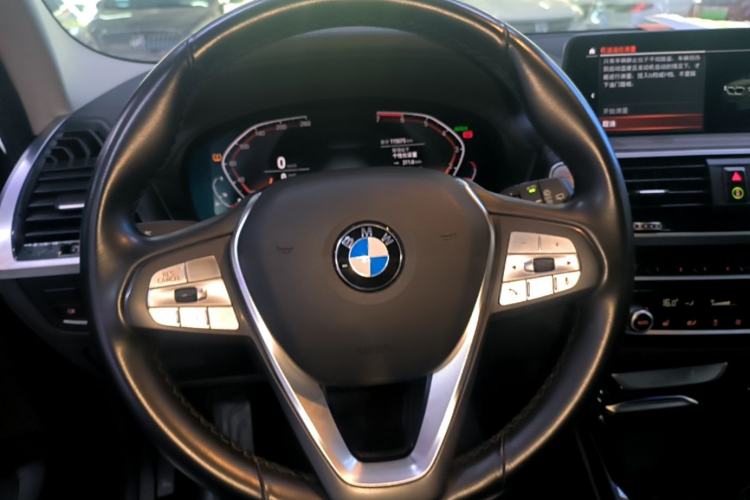 Used BMW X3 2020 xDrive28i Luxury Package Steering Wheel