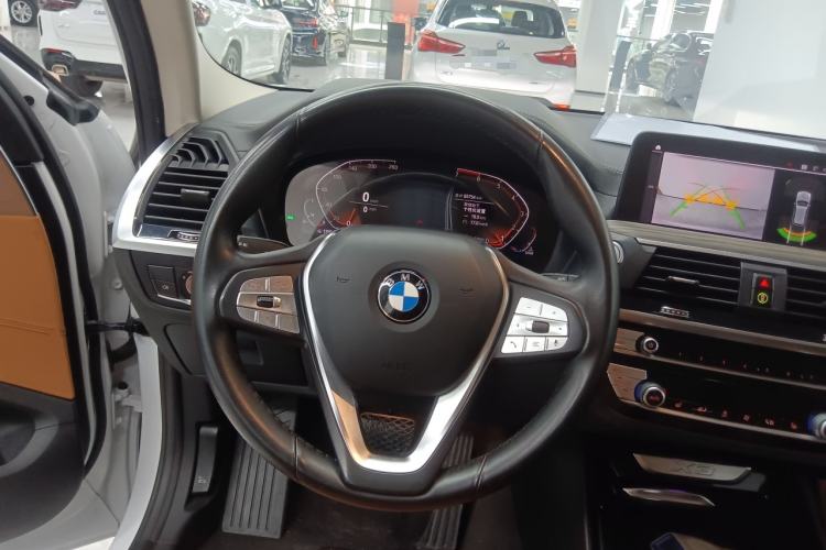 Used BMW X3 2020 xDrive28i Luxury Package Steering Wheel
