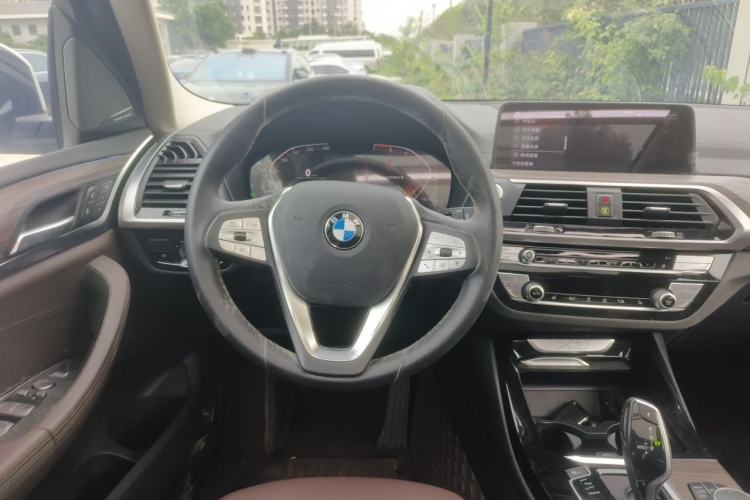Used BMW X3 2020 xDrive28i Luxury Package Steering Wheel