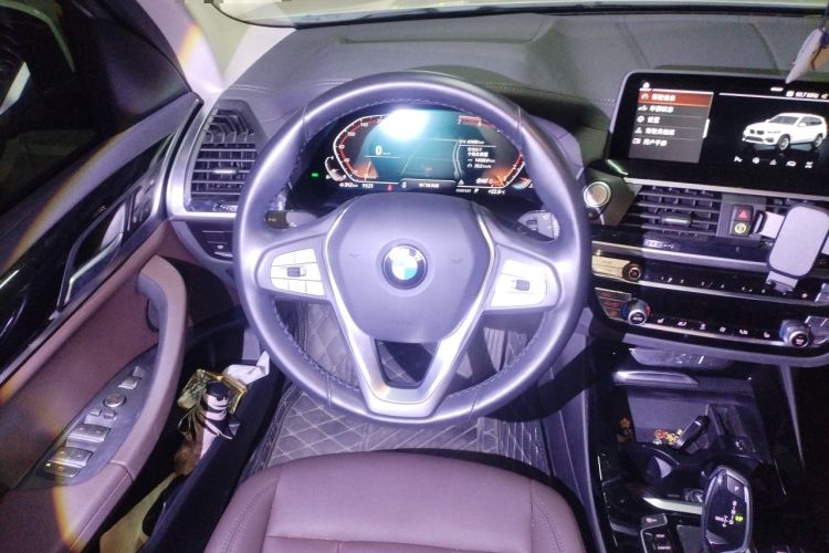 Used BMW X3 2020 xDrive25i Luxury Package Steering Wheel