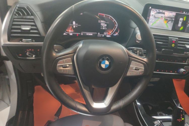 Used BMW X3 2020 xDrive28i Luxury Package Steering Wheel