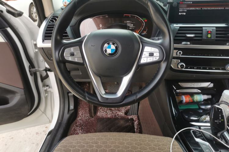 Used BMW X3 2020 xDrive25i Luxury Package Steering Wheel