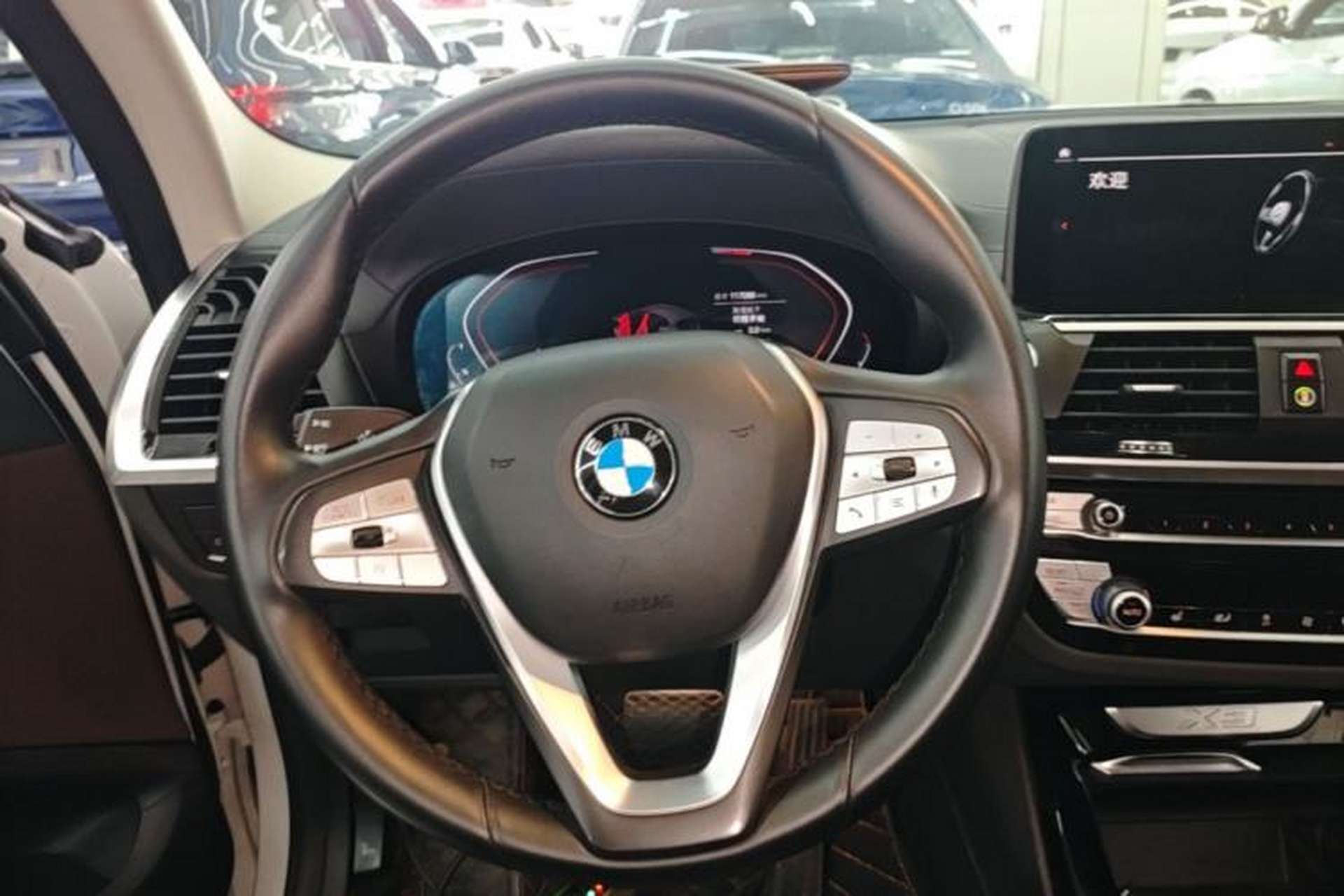 Used BMW X3 2020 xDrive25i Luxury Package Steering Wheel