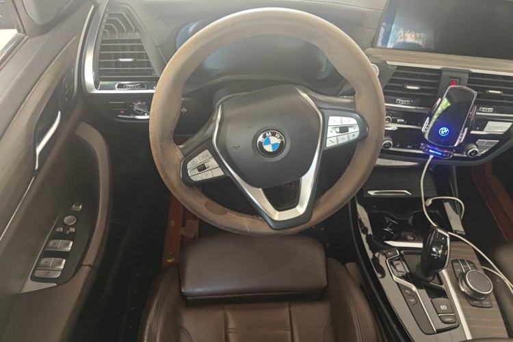 Used BMW X3 2020 xDrive28i Luxury Package Steering Wheel