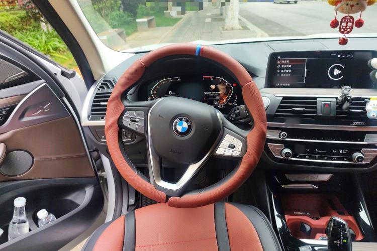 Used BMW X3 2020 xDrive28i Luxury Package Steering Wheel