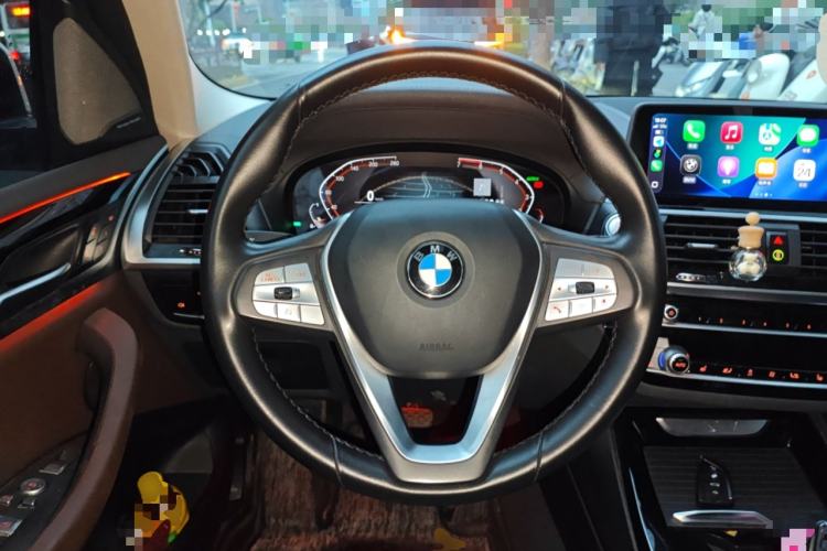 Used BMW X3 2020 xDrive25i Luxury Package Steering Wheel