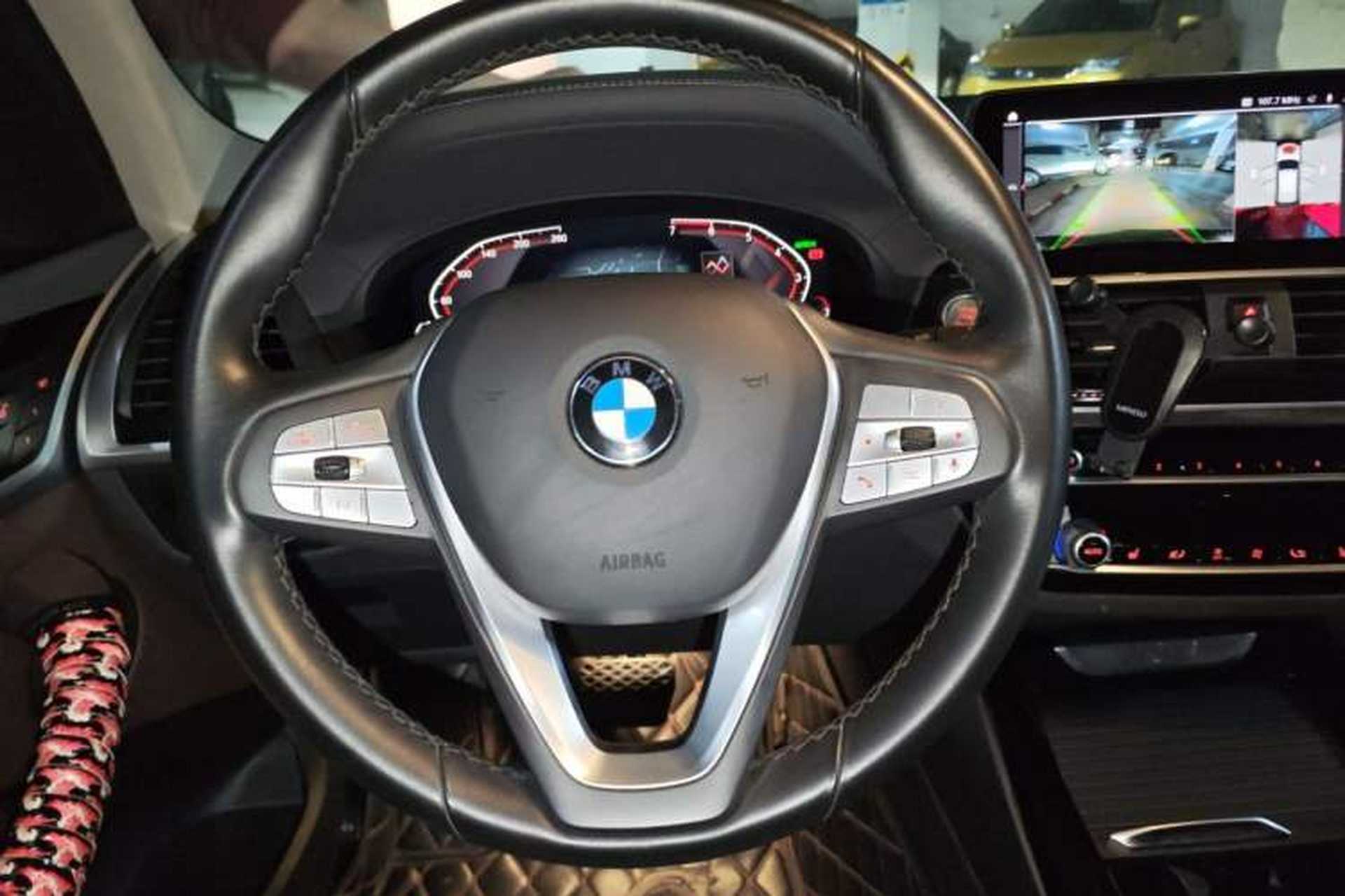 Used BMW X3 2020 xDrive25i Luxury Package Steering Wheel