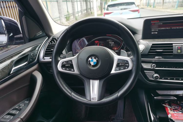 Used BMW X3 2020 xDrive30i Luxury Model with M Sport Package Steering Wheel