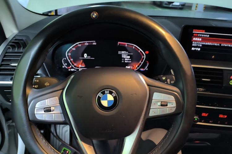 Used BMW X3 2020 xDrive28i Luxury Package Steering Wheel