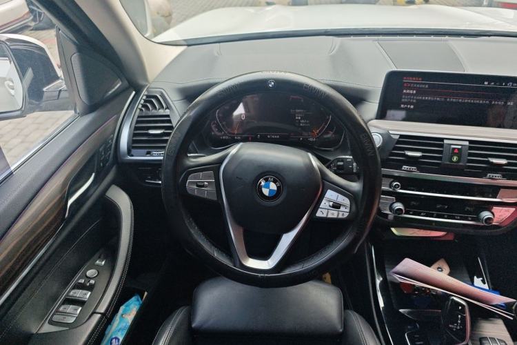 Used BMW X3 2020 xDrive28i Luxury Package Steering Wheel