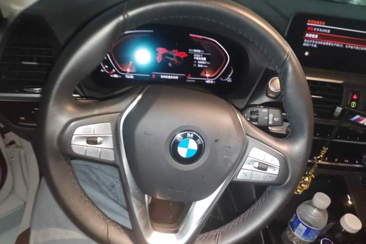 Used BMW X3 2020 xDrive28i Luxury Package Steering Wheel