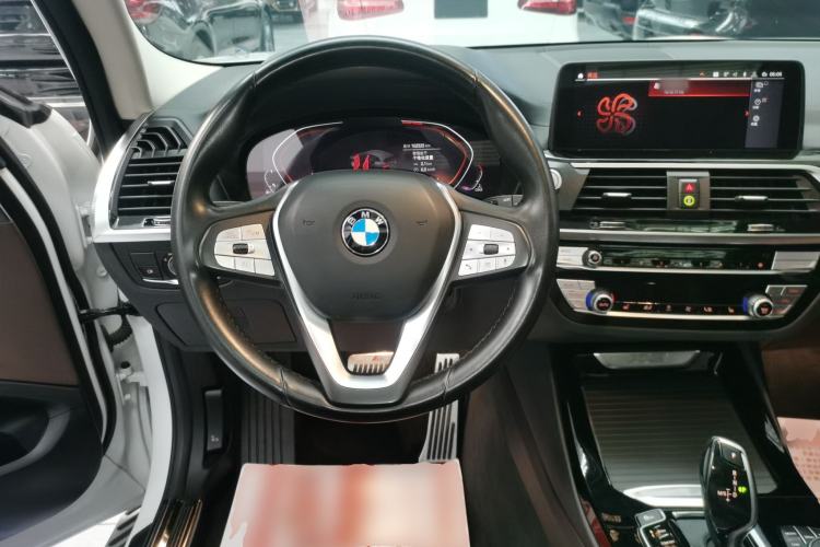Used BMW X3 2020 xDrive25i Luxury Package Steering Wheel
