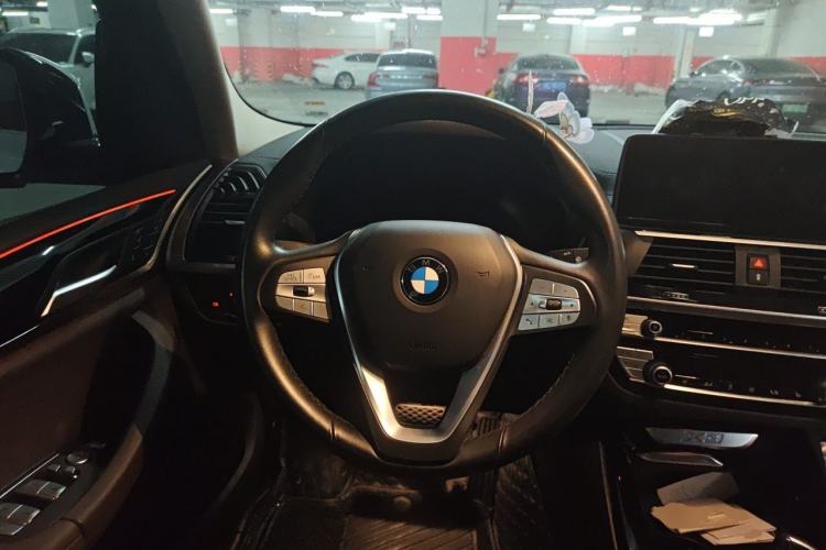 Used BMW X3 2020 xDrive25i Luxury Package Steering Wheel