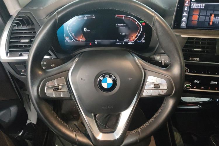 Used BMW X3 2020 xDrive28i Luxury Package Steering Wheel