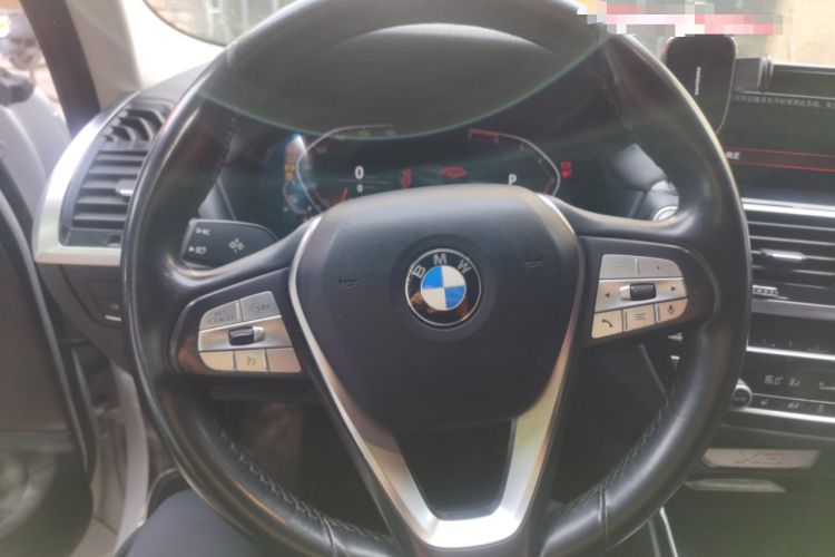 Used BMW X3 2020 xDrive25i Luxury Package Steering Wheel