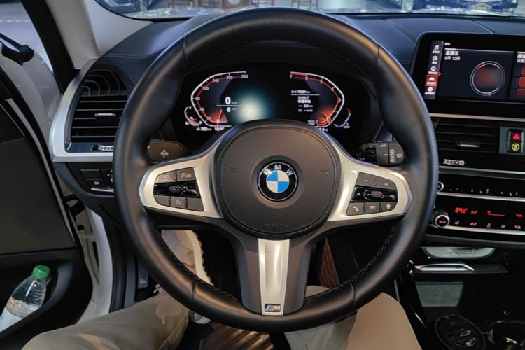 Used BMW X3 2020 xDrive25i M Sport Package Steering Wheel
