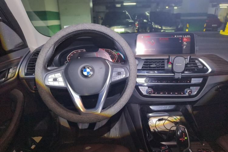 Used BMW X3 2020 xDrive28i Luxury Package Steering Wheel