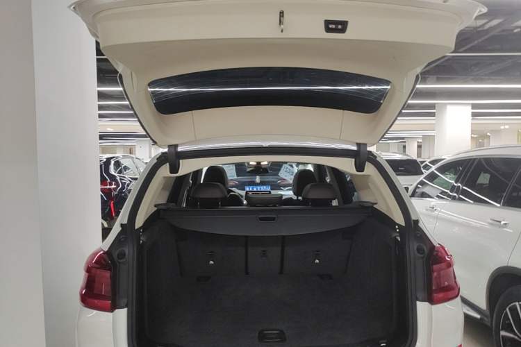 Used BMW X3 2020 xDrive28i M Sport Package Trunk