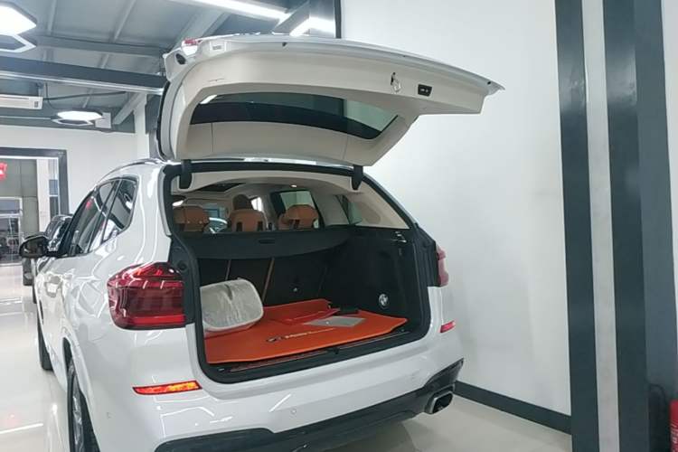 Used BMW X3 2020 xDrive28i M Sport Package Trunk