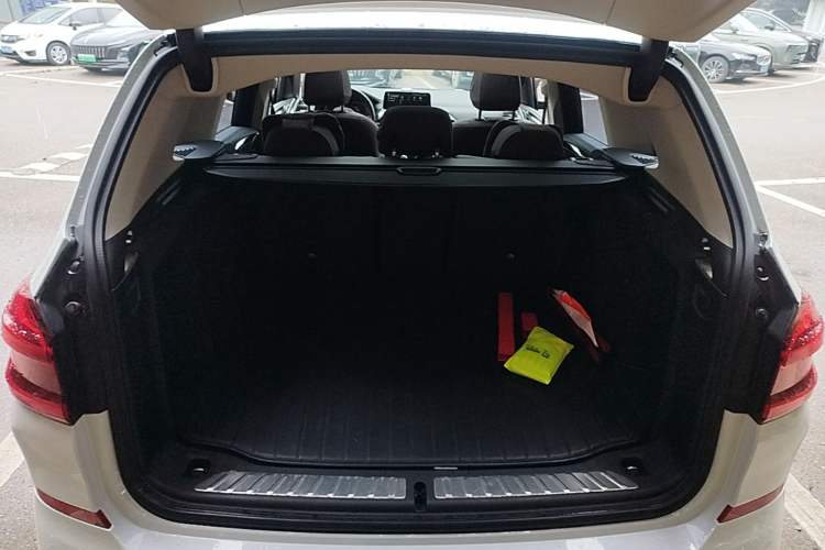 Used BMW X3 2020 xDrive25i M Sport Package Trunk
