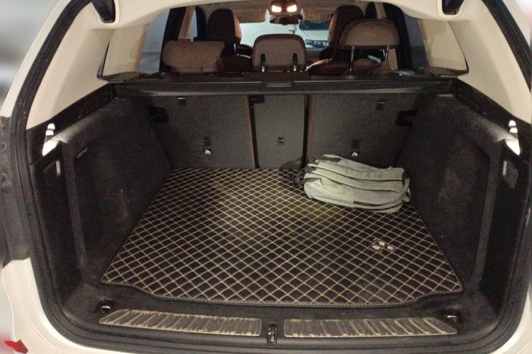 Used BMW X3 2020 xDrive25i Luxury Package Trunk