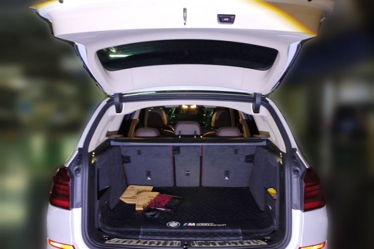 Used BMW X3 2020 xDrive25i M Sport Package Trunk