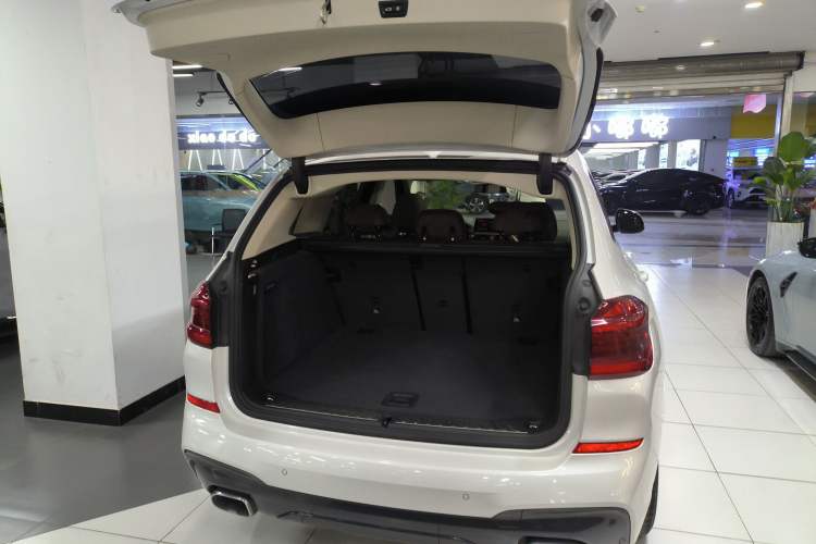 Used BMW X3 2020 xDrive28i M Sport Package Trunk