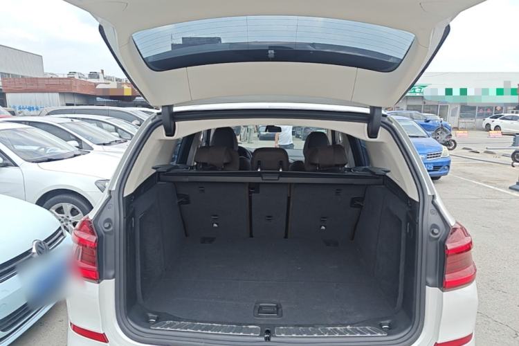Used BMW X3 2020 xDrive30i Luxury Model with M Sport Package Trunk