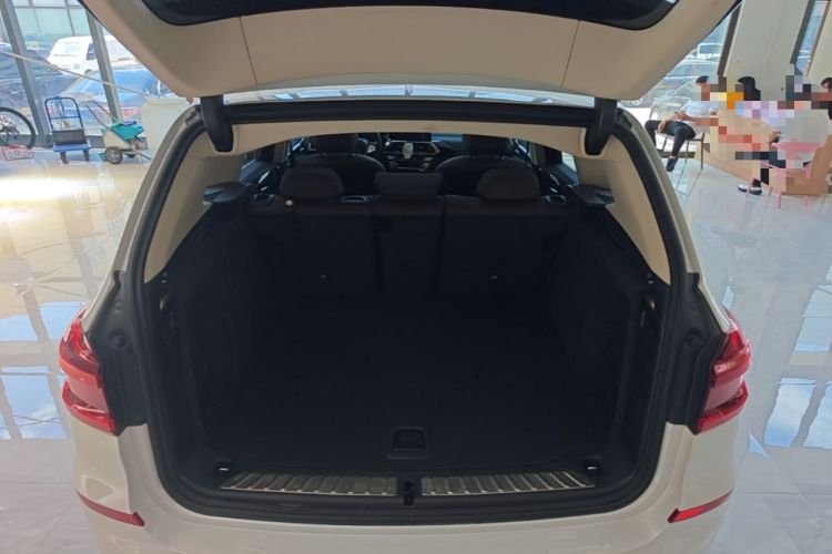 Used BMW X3 2020 xDrive25i Luxury Package Trunk
