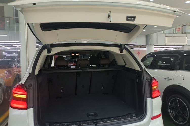 Used BMW X3 2020 xDrive28i M Sport Package Trunk