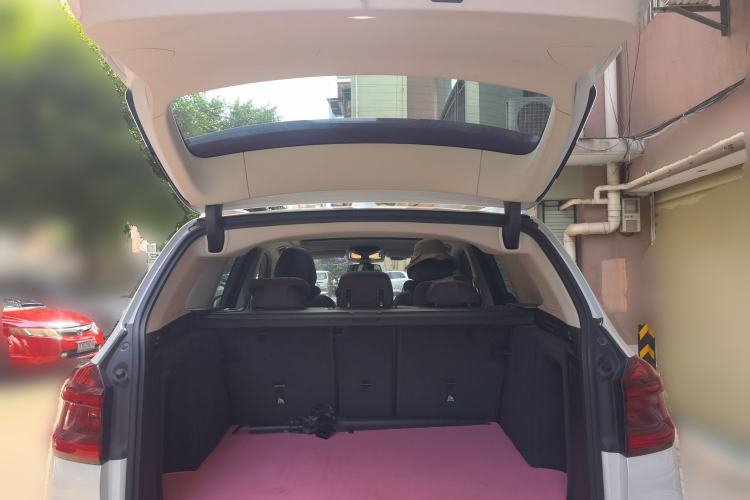 Used BMW X3 2020 xDrive28i Luxury Package Trunk