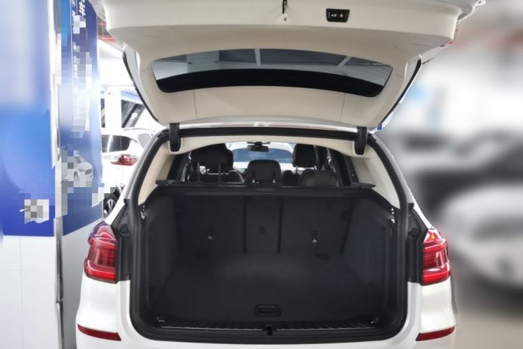 Used BMW X3 2020 xDrive28i Luxury Package Trunk
