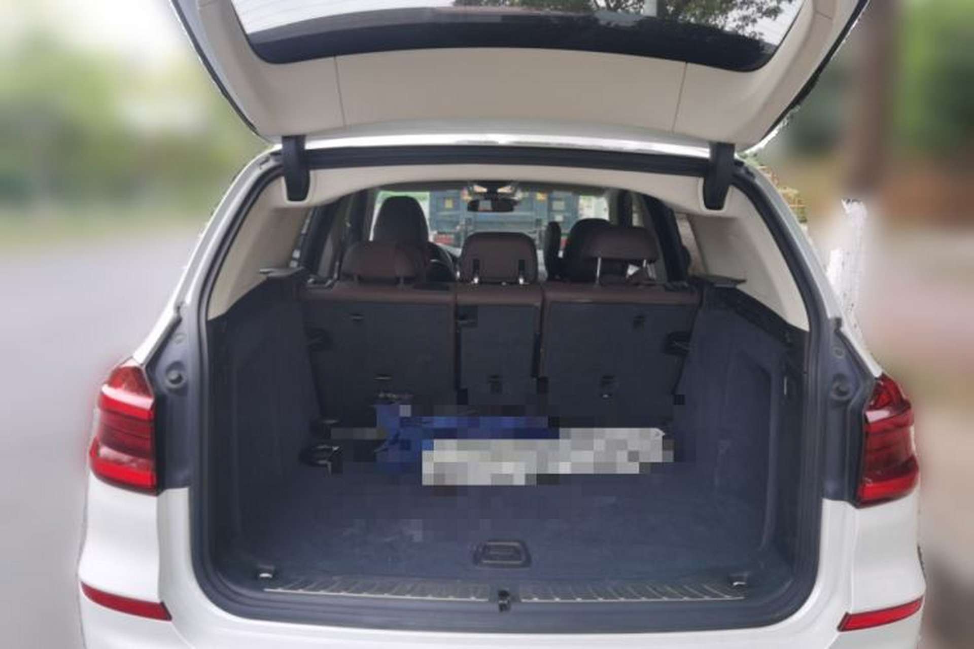 Used BMW X3 2020 xDrive28i Luxury Package Trunk