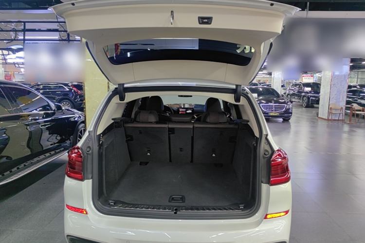 Used BMW X3 2020 xDrive25i M Sport Package Trunk