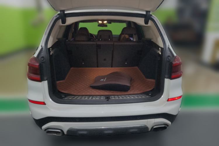 Used BMW X3 2020 xDrive28i Luxury Package Trunk