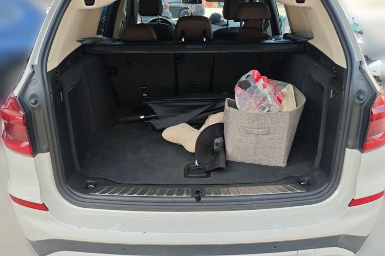 Used BMW X3 2020 xDrive25i Luxury Package Trunk