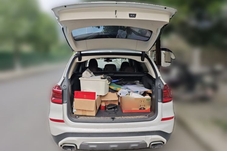 Used BMW X3 2020 xDrive25i Luxury Package Trunk